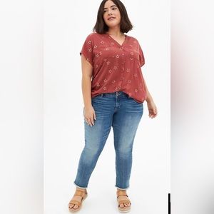⚡️Torrid Gold metallic star print top, rust color, size 5 (size 28)